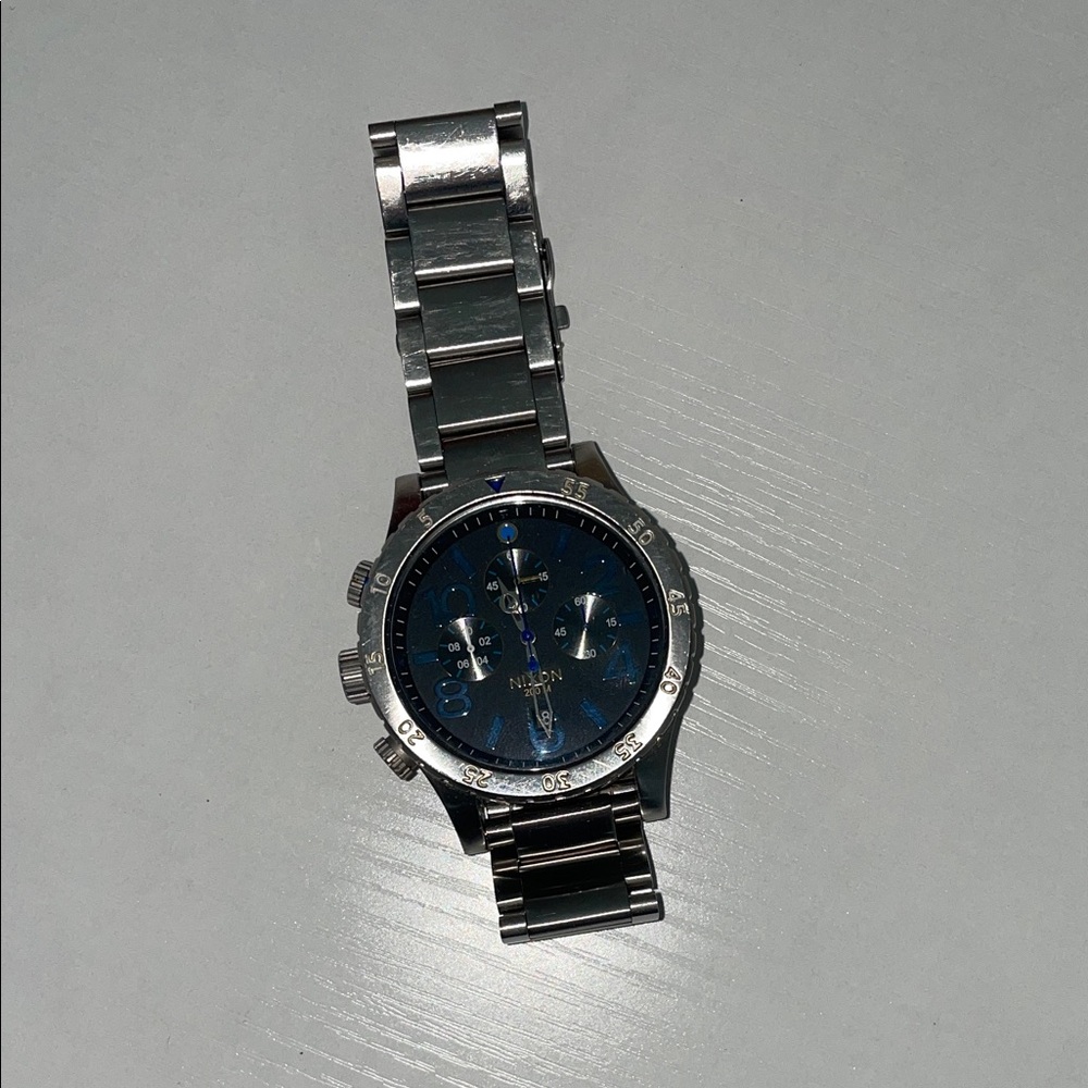 NIXON MENS Silver and Blue Chronograph Watch